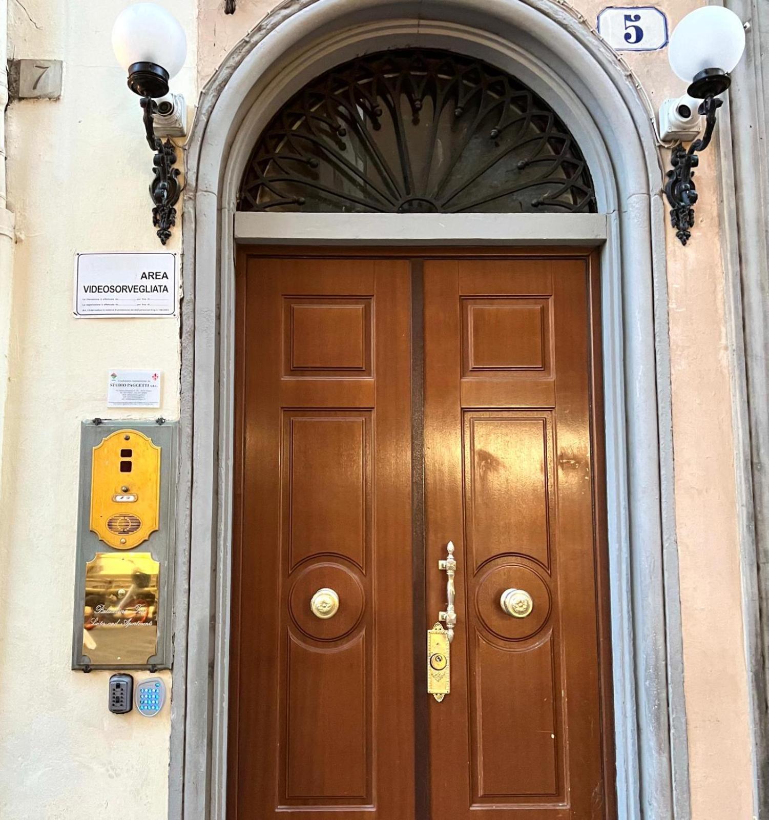 Apartamento Edward Florencia